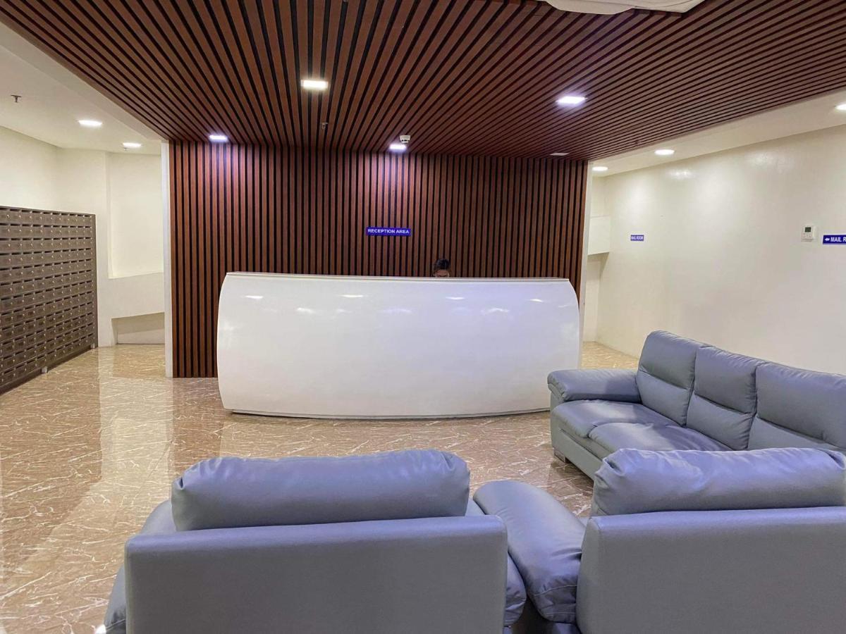 Aparthotel Inspiria Davao City Esterno foto